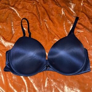 Women’s Victoria’s Secret Navy Blue Push Up Bra